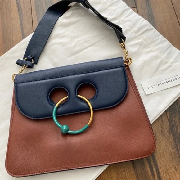 JW Anderson Pierce Medium bag - Picture 1 of 5